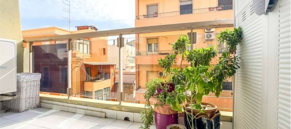 Квартира с 1 спальней в Кальяри, Италия № 318414 2