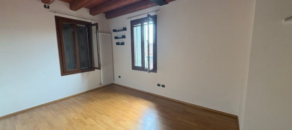 4-Zimmer Penthouse in Badia Polesine, Italy, Nr. 301520 16