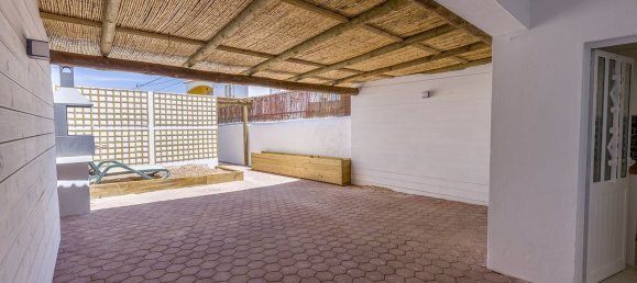 3 bedrooms House in Luz, Portugal No. 95269 19