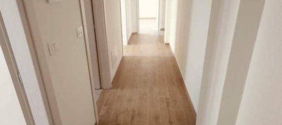 2 bedrooms Apartment in Florence, Italy No. 265792 16