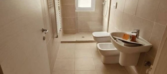 2 bedrooms Apartment in Florence, Italy No. 265792 19