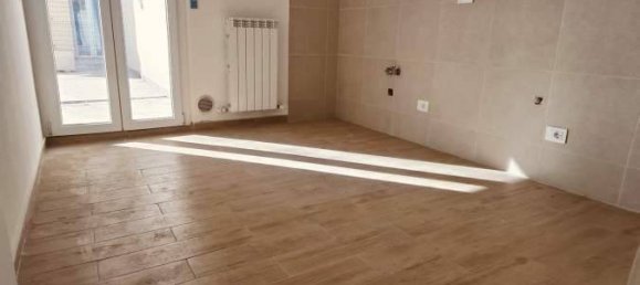 2 bedrooms Apartment in Florence, Italy No. 265792 5