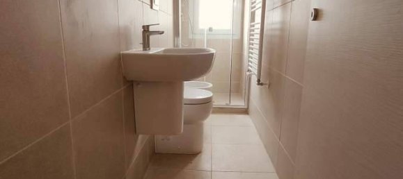 2 bedrooms Apartment in Florence, Italy No. 265792 20