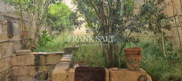 Adosado de 4 dormitorios en Qormi, Malta No. 1332 2