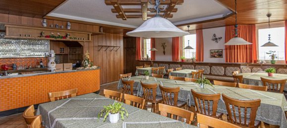 Hotel de 13 habitaciónes en Hof, Germany No. 128931 2