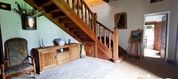 Casa de 3 dormitorios en Montgivray, France No. 215133 3