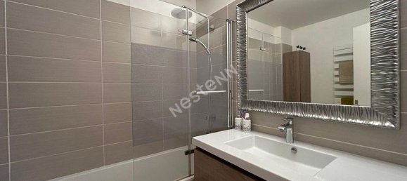 Casa de 3 dormitorios en Osny, France No. 151746 4