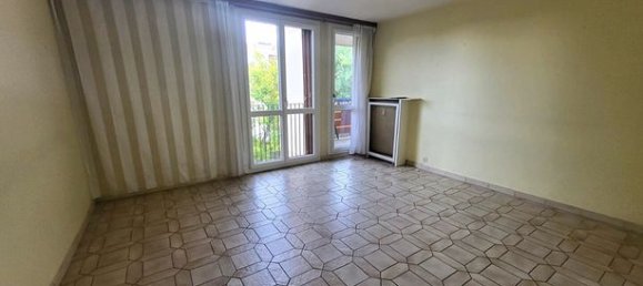 3 Schlafzimmer Wohnung in Franconville, France, Nr. 355294 2