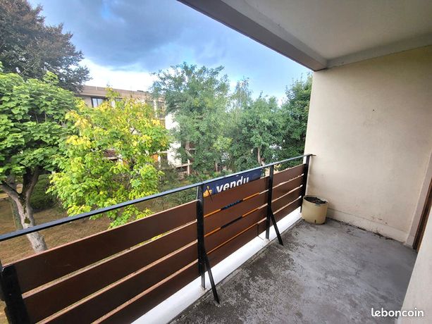 3 Schlafzimmer Wohnung in Franconville, France, Nr. 355294