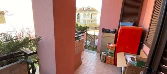 3-salle Appartement à Bernareggio, Italy No. 3724 8