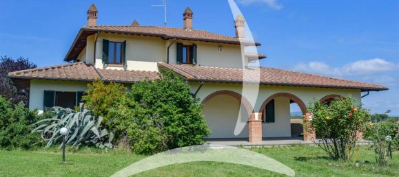 Villa de 5 dormitorios en Foiano della Chiana, Italy No. 1567 6