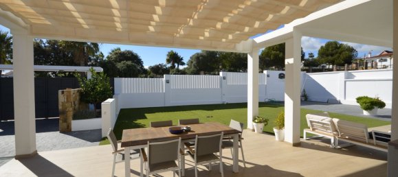 4 غرف نوم فيلا في San Luis de Sabinillas, Spain رقم 147617 4