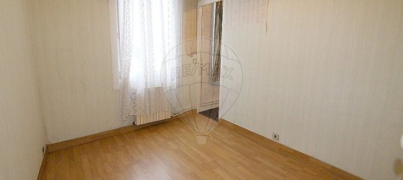 2 bedrooms Apartment in Colombes, France No. 151533 10