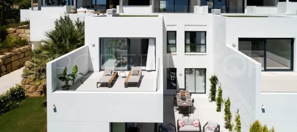 4 bedrooms Villa in Estepona, Spain No. 183166 5