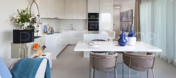 4 bedrooms Villa in Estepona, Spain No. 183166 9