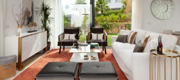 4 bedrooms Villa in Estepona, Spain No. 183166 8