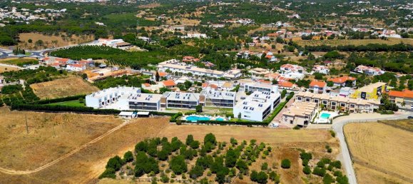 2840m² Land in Albufeira, Portugal No. 140951 2