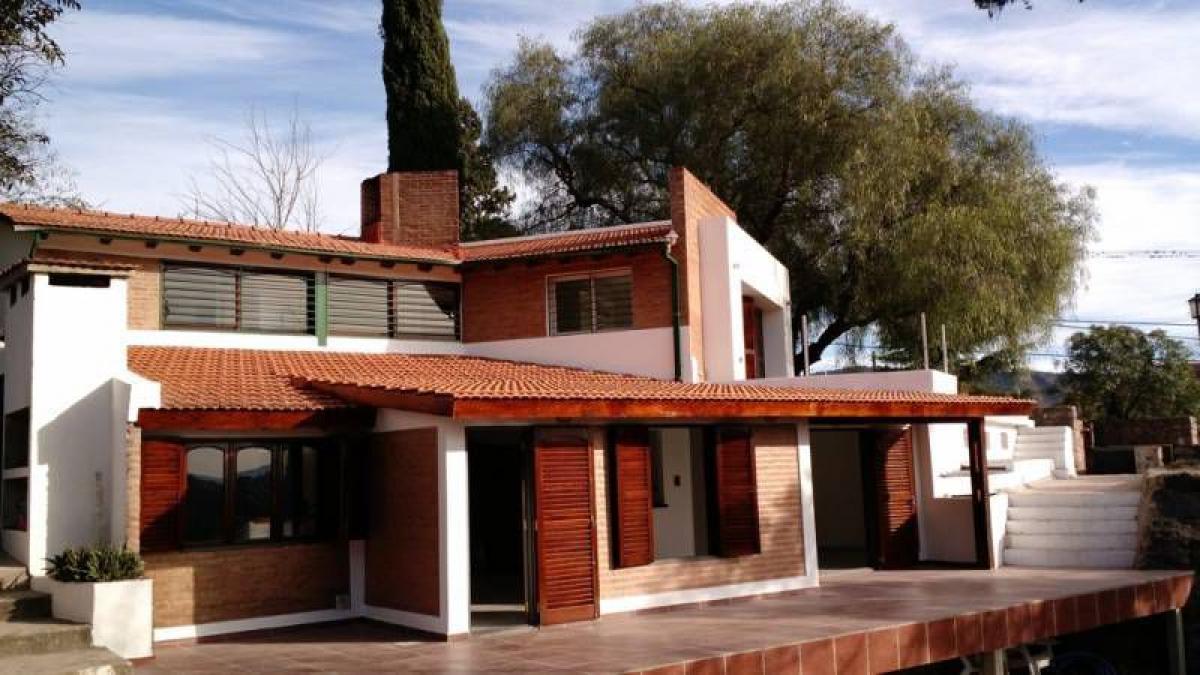 Дом с 3 спальнями в Кордоба, Аргентина № 15986