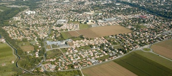 Земельный участок 519м² в Шатюзанж-ле-Губе, Франция № 104382 4