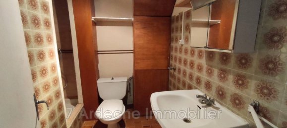 4 bedrooms Villa in Villeneuve-de-Berg, France No. 208078 13