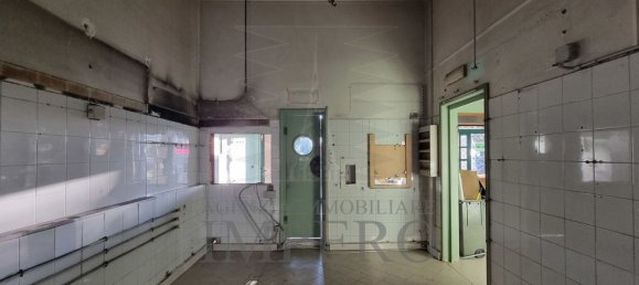 130m² Commercial property in Ospedaletti, Italy No. 83022 15