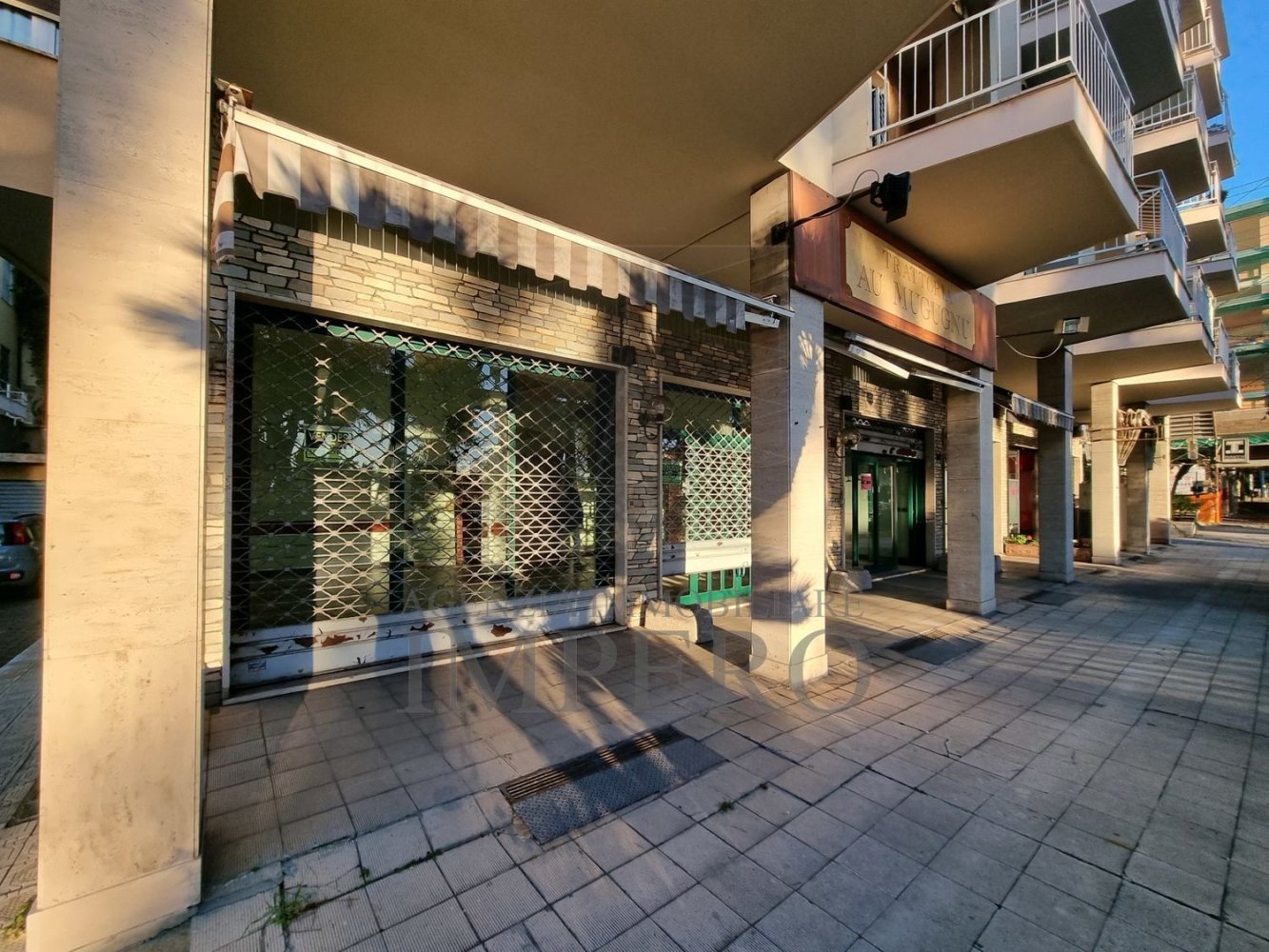 130m² Commercial property in Ospedaletti, Italy No. 83022