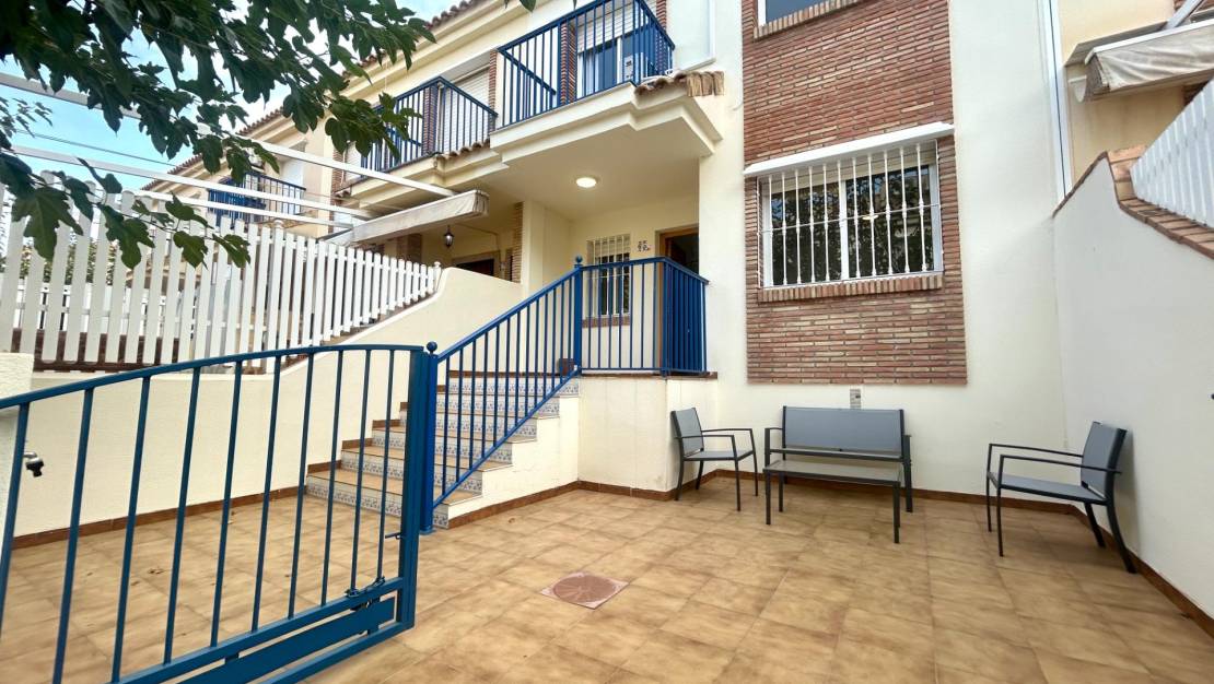 Moradia em banda T3 em Dehesa De Campoamor, Spain N.º 240131