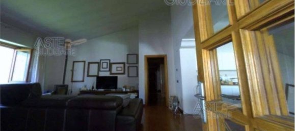 Apartamento T5 em Gonzaga, Italy N.º 282903 5