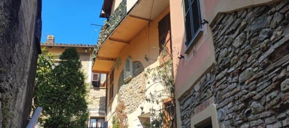 6 rooms Apartment in Arquata Scrivia, Italy No. 164151 2