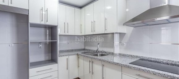 Apartamento de 3 dormitorios en Granada, Spain No. 157248 7