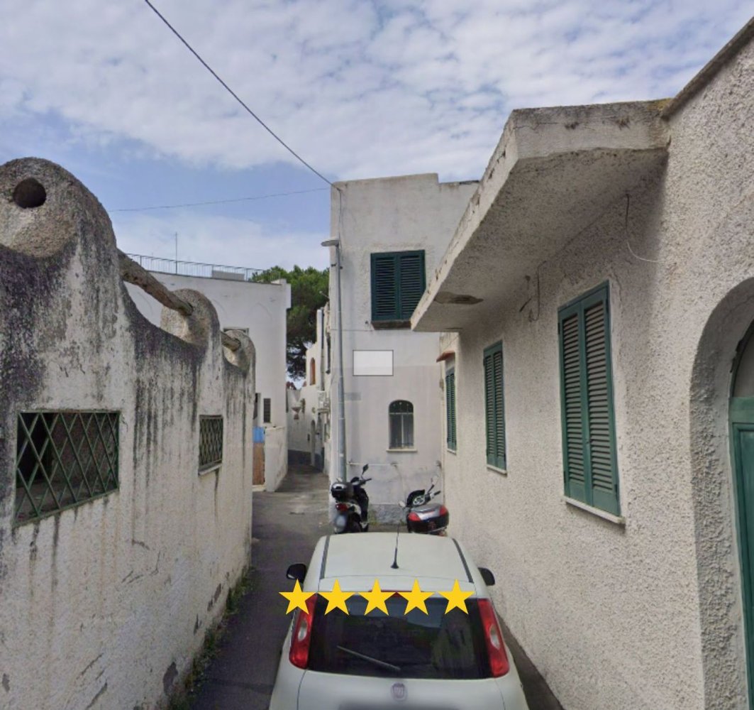 Квартира с 6 комнатами в Форио, Италия № 12016