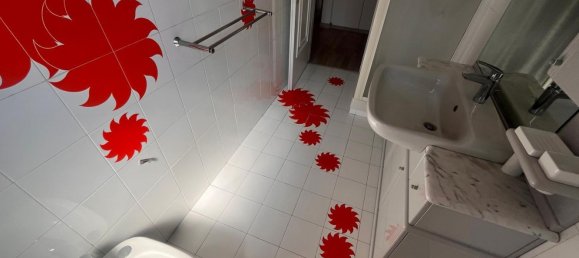 5 bedrooms Apartment in Modena, Italy No. 353652 17