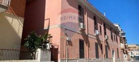 Квартира с 2 спальнями в Чивитавеккья, Италия № 352680 24