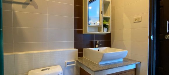 2 bedrooms Condo in Chiang Mai, Thailand No. 12303 17