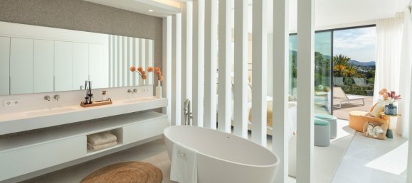 5 Schlafzimmer Villa in Nueva Andalucia, Spain, Nr. 2990 7