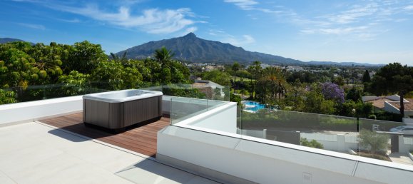 5 Schlafzimmer Villa in Nueva Andalucia, Spain, Nr. 2990 14