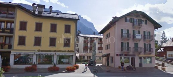 Studio in Cortina d'Ampezzo, Italy No. 79989 5