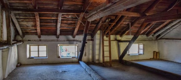 5 rooms House in Malé, Italy No. 89781 24