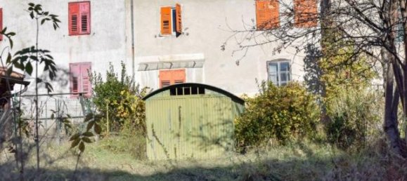 5 rooms House in Malé, Italy No. 89781 3