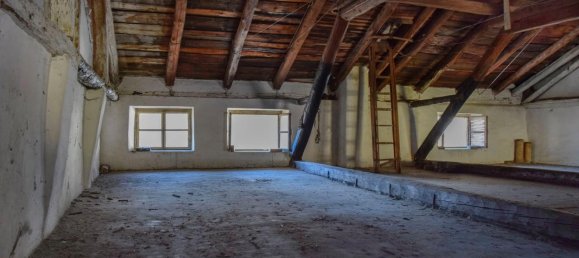 5 rooms House in Malé, Italy No. 89781 21