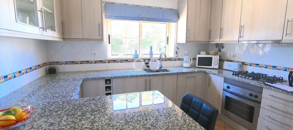 3 bedrooms Townhouse in Luz, Portugal No. 113677 8