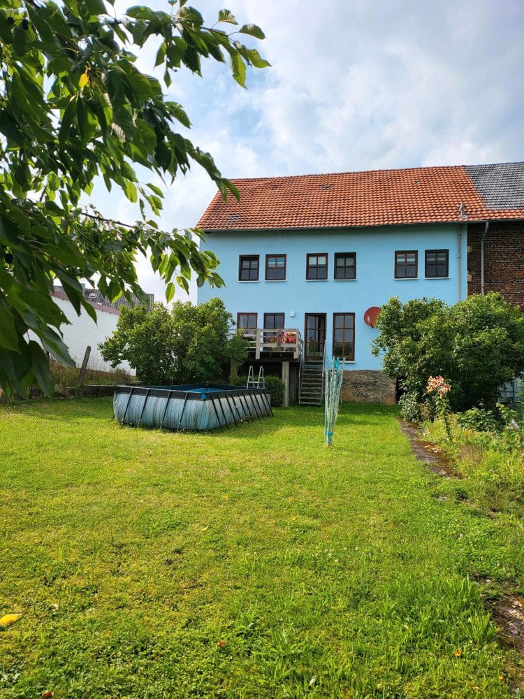 Дом с 4 спальнями в Grunberg, Германия № 229398