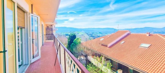 4-salle Appartement à Chieti, Italy No. 306454 8