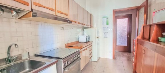 4-salle Appartement à Chieti, Italy No. 306454 9