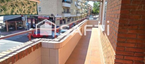 4 Schlafzimmer Wohnung in Parla, Spain, Nr. 179073 18