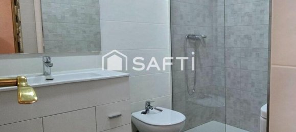 4 Schlafzimmer Wohnung in Parla, Spain, Nr. 179073 26