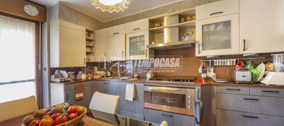 2 Schlafzimmer Wohnung in Verona, Italy, Nr. 312643 10