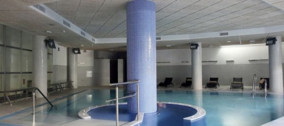 2 Schlafzimmer Penthouse in Estepona, Spain, Nr. 52047 5