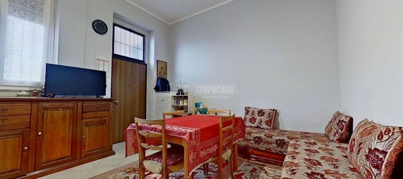 2-salle Appartement à Lissone, Italy No. 185922 3