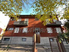 Квартира с 3 комнатами в Новеллара, Италия № 162726